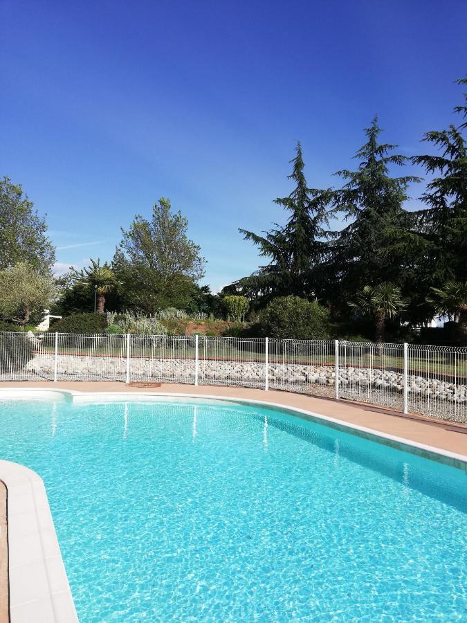 Chambre D'Hote Le Mercier Calmont  ภายนอก รูปภาพ