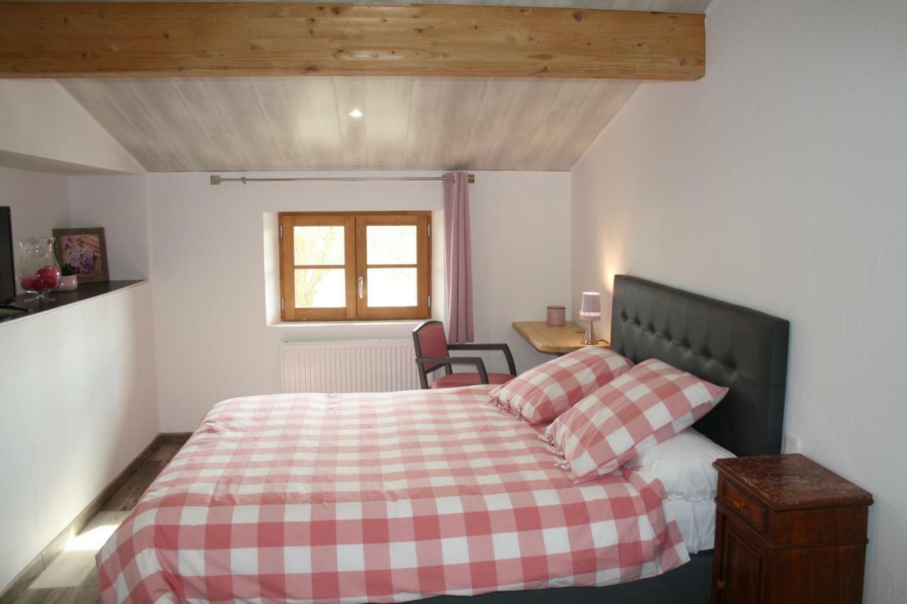 Chambre D'Hote Le Mercier Calmont  ภายนอก รูปภาพ